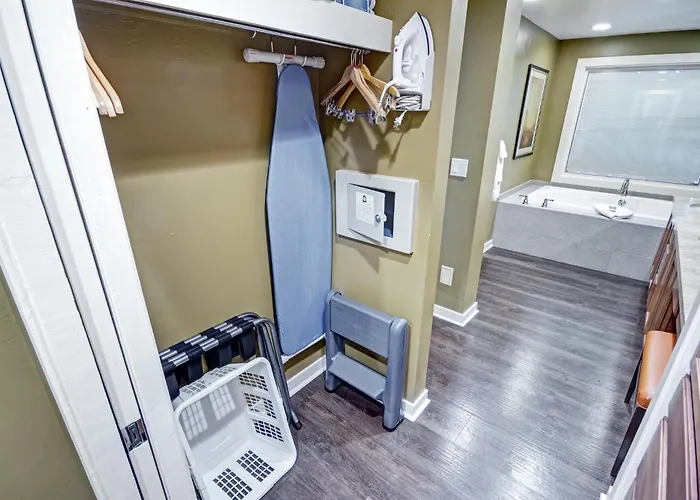 Wyndham Orange Tree 1br With Access * Phoenix
