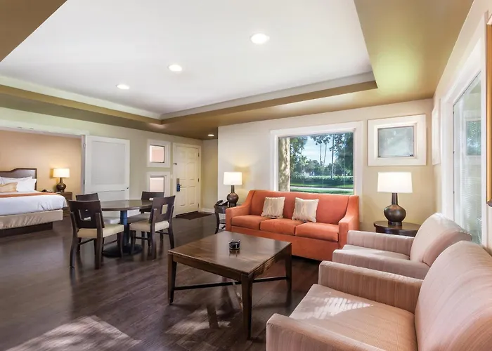 Wyndham Orange Tree 1br With Access Phoenix